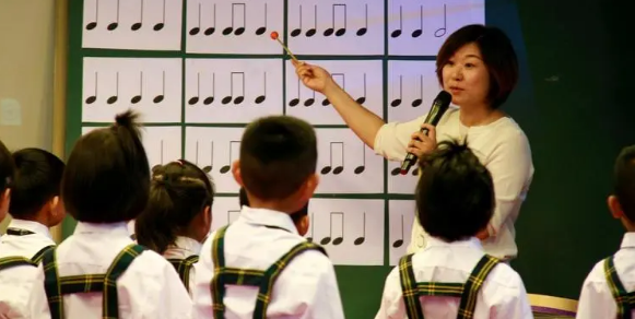 基于小學(xué)音樂(lè)教學(xué)中的節(jié)奏訓(xùn)練探討