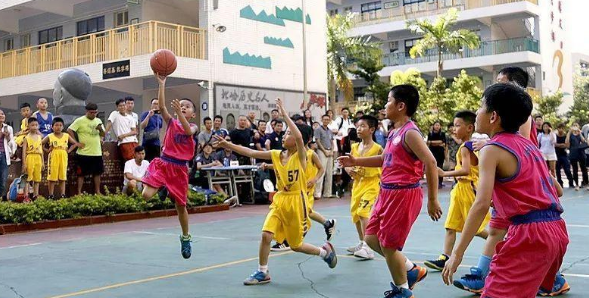 探討籃球教學中提高小學生情商策略分析