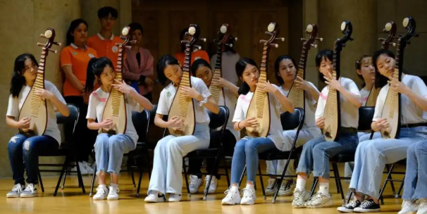 高校琵琶教學(xué)中學(xué)生審美能力的培養(yǎng)路徑